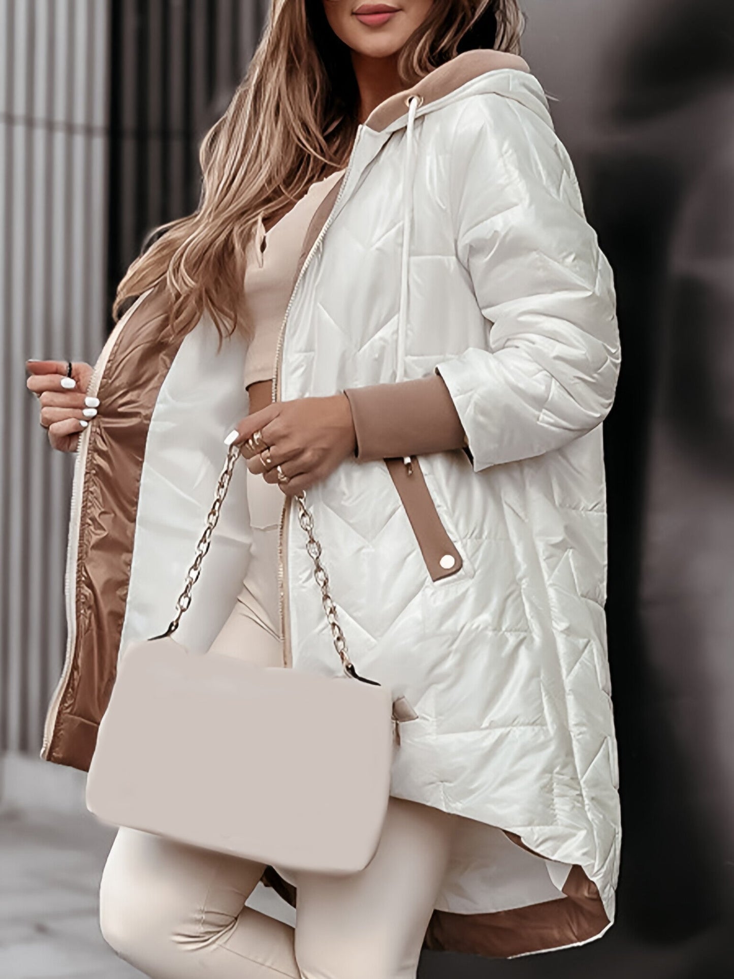 Manteau d'hiver à capuche et fermeture éclair de couleur unie pour femme